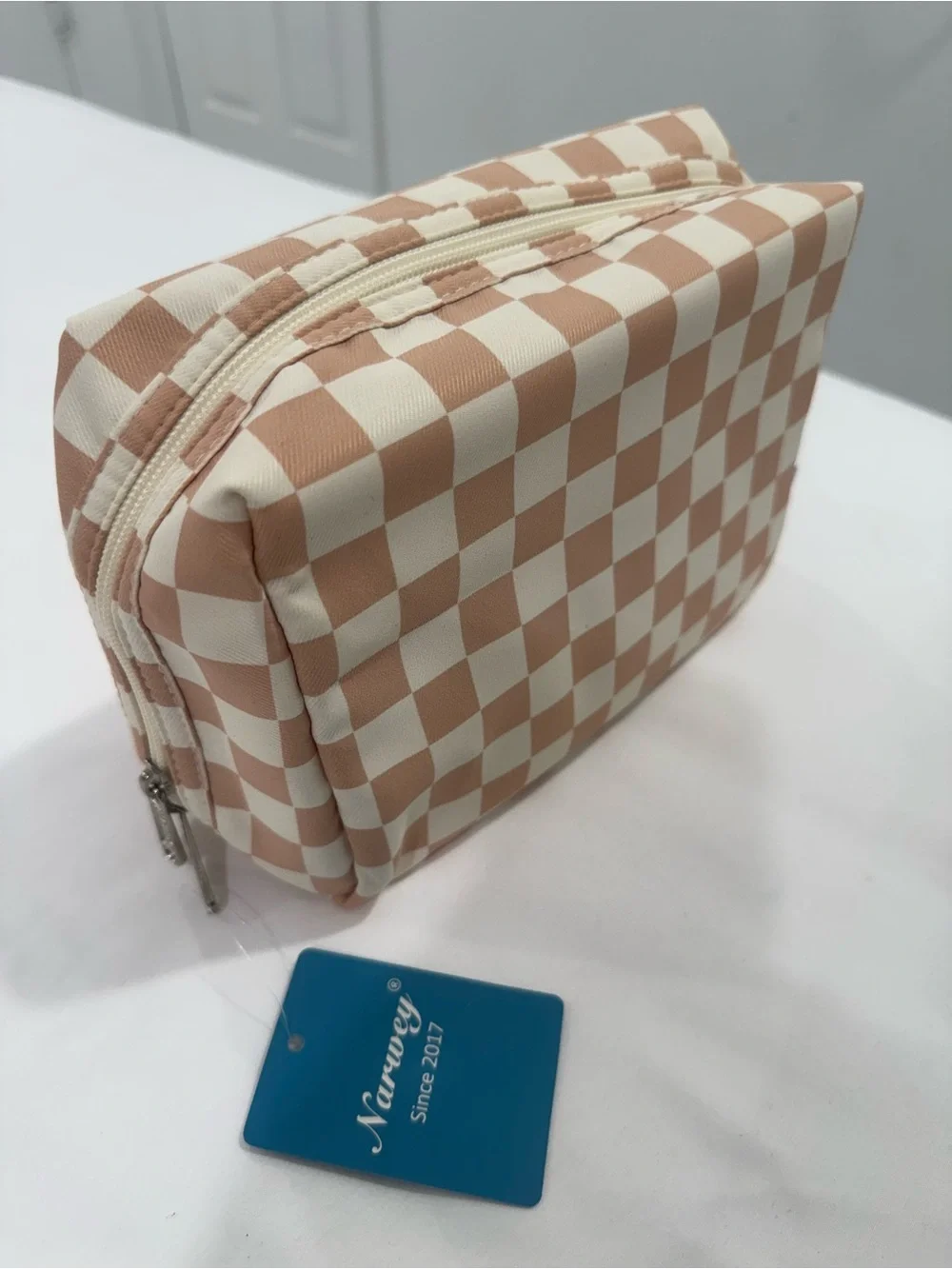 N/A stylish checkerboard